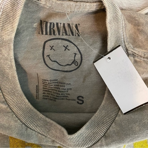 Nirvana In Utero Live ‘93 Tour Y2K Acid Wash Graphic T-Shirt Nwt Size S Small - Picture 12 of 12